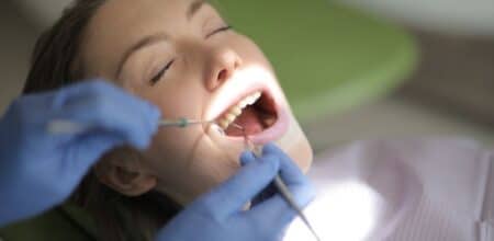 Smile Transformation Hub: Cosmetic Dentist Unveils the Possibilities