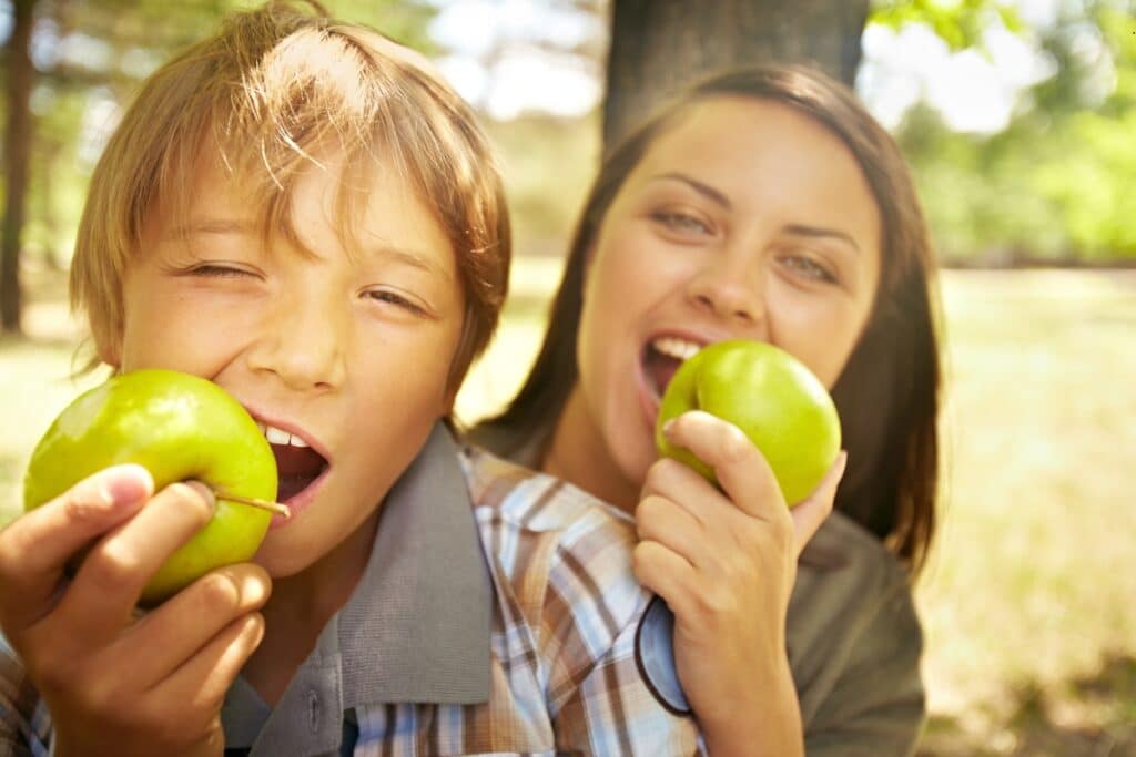 Foods for Stronger Teeth suggested by Dentist Jupiter