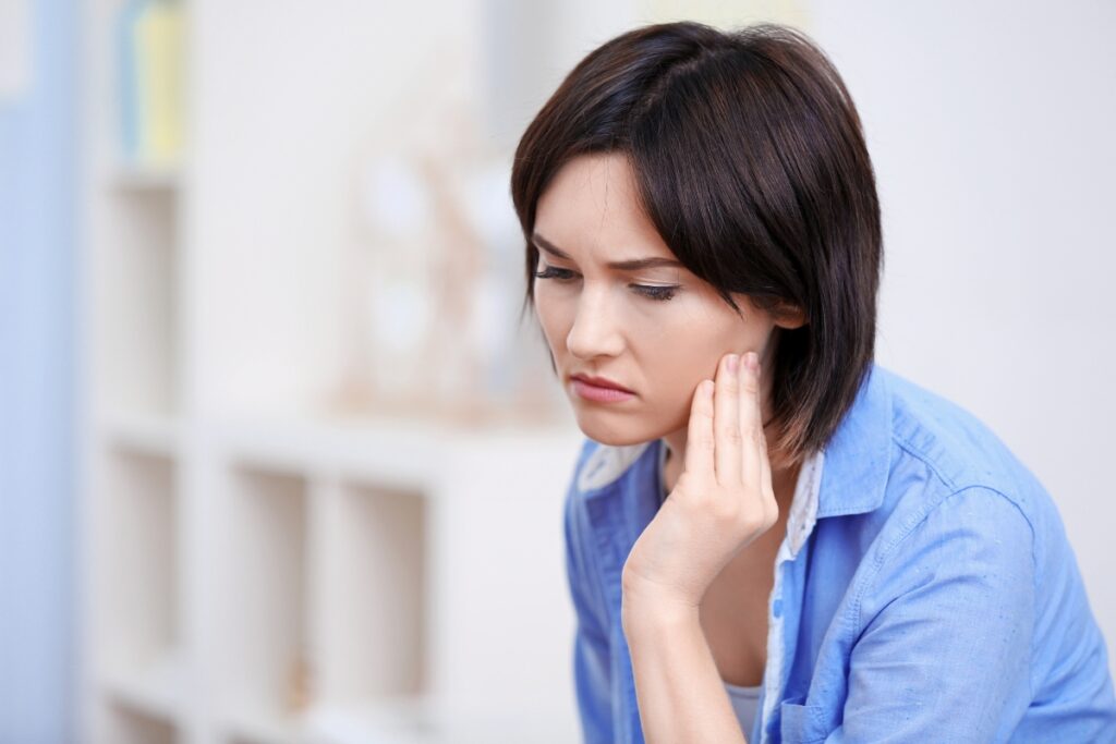 A lady with dental cavity problem